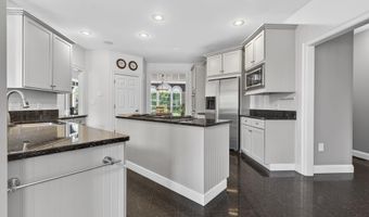 12 Rachel Way, Bedford, NH 03110