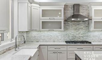 7787 S Gracemoor Ct SE, Alto, MI 49302