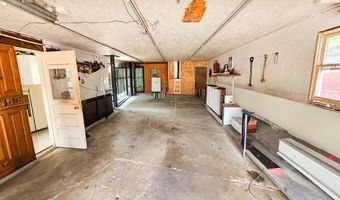 14 Helen St, Auburn, ME 04210