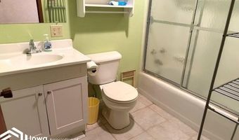 2109 E Spruce St, Algona, IA 50511