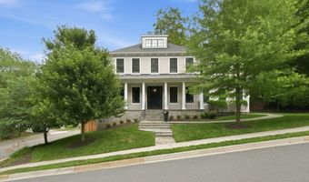 3555 N DICKERSON St, Arlington, VA 22207