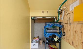 150 Burnside St, Cranston, RI 02910