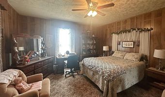 1018 W 1st St, Bicknell, IN 47512