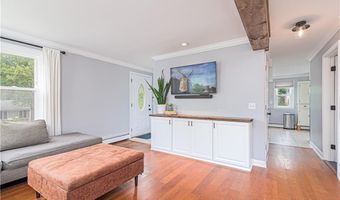 460 Schooner Ave, Jamestown, RI 02835