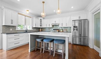 96 Evergreen St, Cumberland, RI 02864