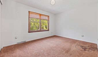 12935 Robinwood St NE, Alliance, OH 44601