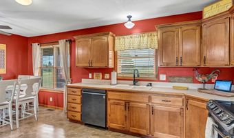 7406 SW Docking Rd, Auburn, KS 66402