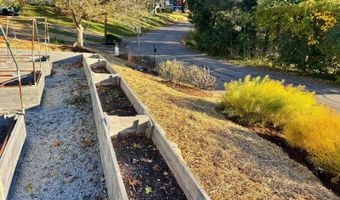 1 Northwood Dr, Athens, OH 45701