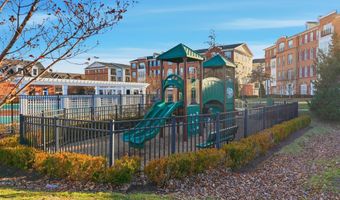 43053 THOROUGHFARE GAP Ter, Ashburn, VA 20148