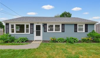 29 Rosedale Dr, Bristol, RI 02809