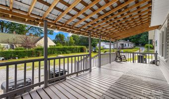 435 Peachtree St, Asheboro, NC 27203