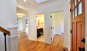 152 E Hill Rd, Canton, CT 06019