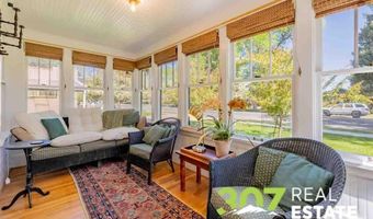 916 Canyon Ave, Cody, WY 82414
