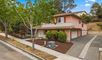 2134 Via Robles, Oceanside, CA 92054