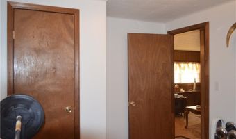 24 W 2nd St, Adrian, MO 64720