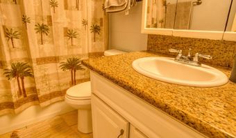 35 Walaka St L-204, Kihei, HI 96753