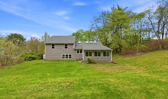 1185 Bay Rd, Amherst, MA 01002