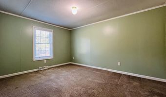 629 Old Snow Hill Rd, Ayden, NC 28513