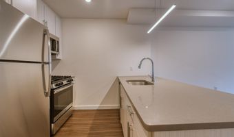957 BROADWAY 201, Bayonne, NJ 07002