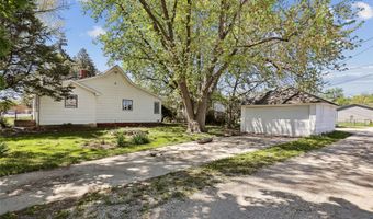 902 Rapids St, Adel, IA 50003