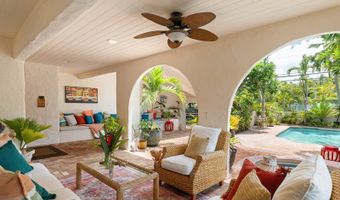 846 Mokulua Dr, Kailua, HI 96734