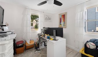 5 Versailles St, Cranston, RI 02920
