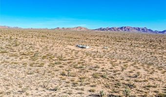 7190 E Red Barrel Rd, Yucca, AZ 86438
