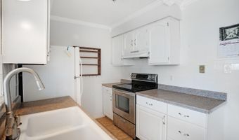 27 MEDITERRANEAN Ct, Barnegat, NJ 08005