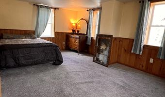 8 Graffam Rd, Baldwin, ME 04091