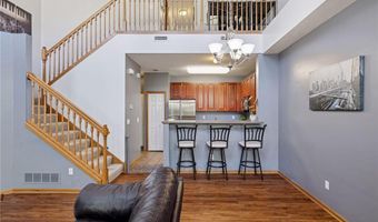 15340 Founders Ln 203, Apple Valley, MN 55124