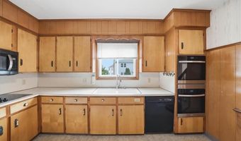 123 Oxford St, Cranston, RI 02920