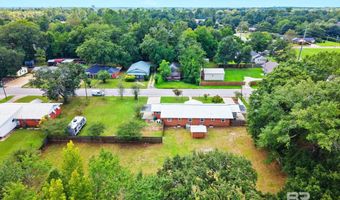 301 E Craig St, Atmore, AL 36502
