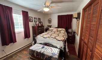 22 Potters Grocery Rd, Ashcamp, KY 41512