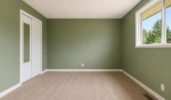 656 E Thornton Lake Dr NW, Albany, OR 97321