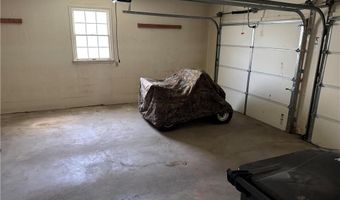 1929 Earls Ct, Allentown, PA 18103