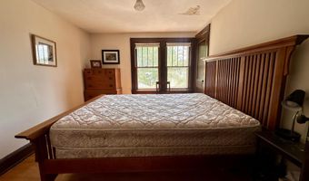516 E MAPLE St, Appleton, WI 54915
