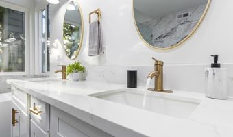 5166 Via Portola, Oceanside, CA 92057