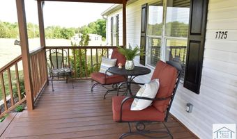 7725 Medical Center Rd, Axton, VA 24054