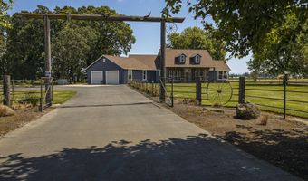 23522 Chaffey Ln, Aurora, OR 97002