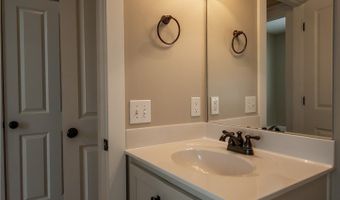 83 Charter Oak Dr, Athens, GA 30607