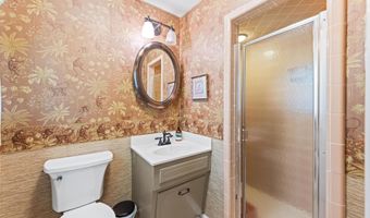 5608 LONGVIEW Dr, Adamsville, AL 35005