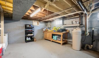 315 W 37th St, Anderson, IN 46013