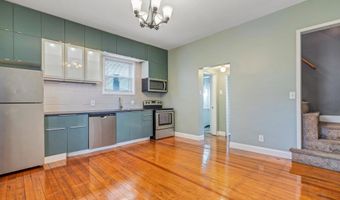 1116 E 5th St, Alton, IL 62002