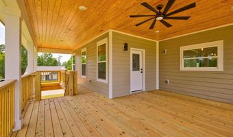 10113 Bald Eagle Dr, Biloxi, MS 39532