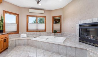 16978 Asbury, Asbury, IA 52002