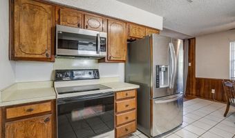 4528 Oak Dr, Alvarado, TX 76009