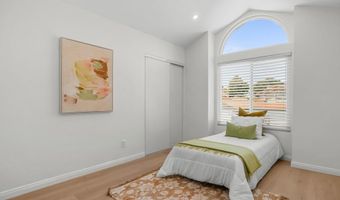 1813 Avenida Segovia, Oceanside, CA 92056
