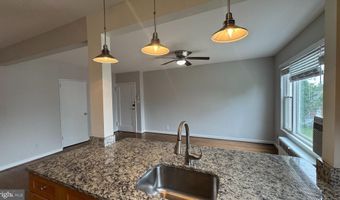 500 S COURTHOUSE Rd 11, Arlington, VA 22204