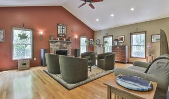 5 Heron Marsh Ln, Brookline, NH 03033