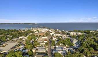 220 Main -105 South Toulme St, Bay St. Louis, MS 39520